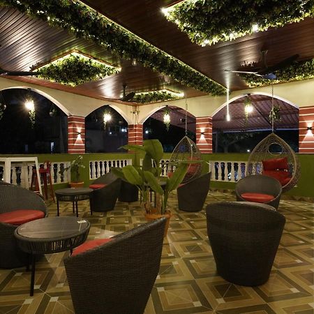 Palm Springs Beach Resort - Gorai มุมไบ ภายนอก รูปภาพ